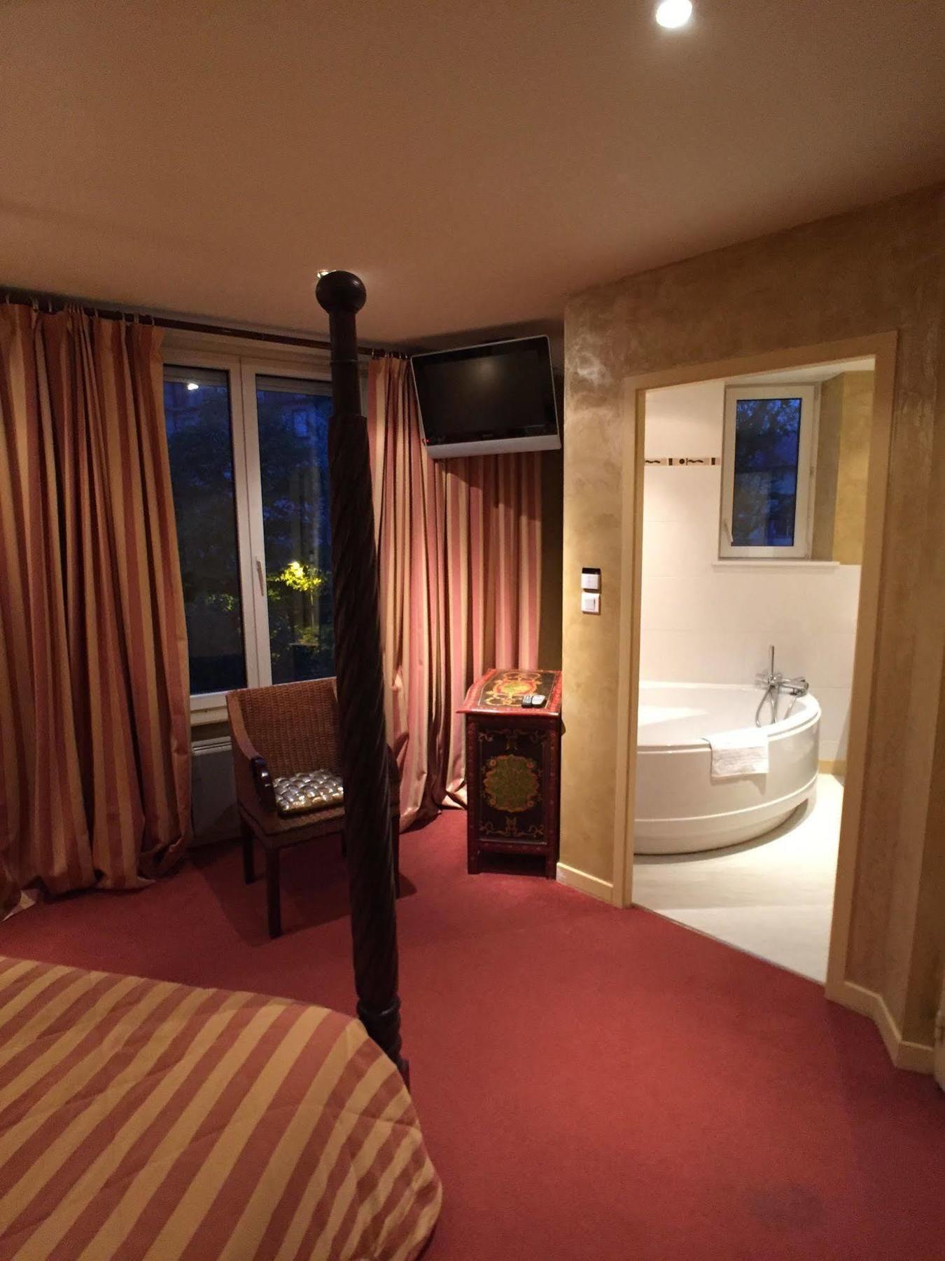 Providence Hotel วิตแตล ภายนอก รูปภาพ